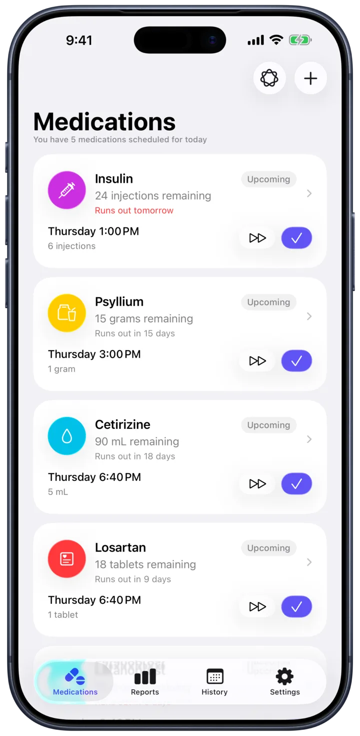 The ItsMedTime medication list showing four medications with their next dose times and remaining stock.